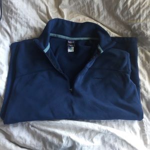 navy patagonia 1/4 zip pullover